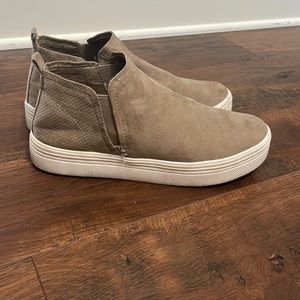 Grey/Brown platform shoes